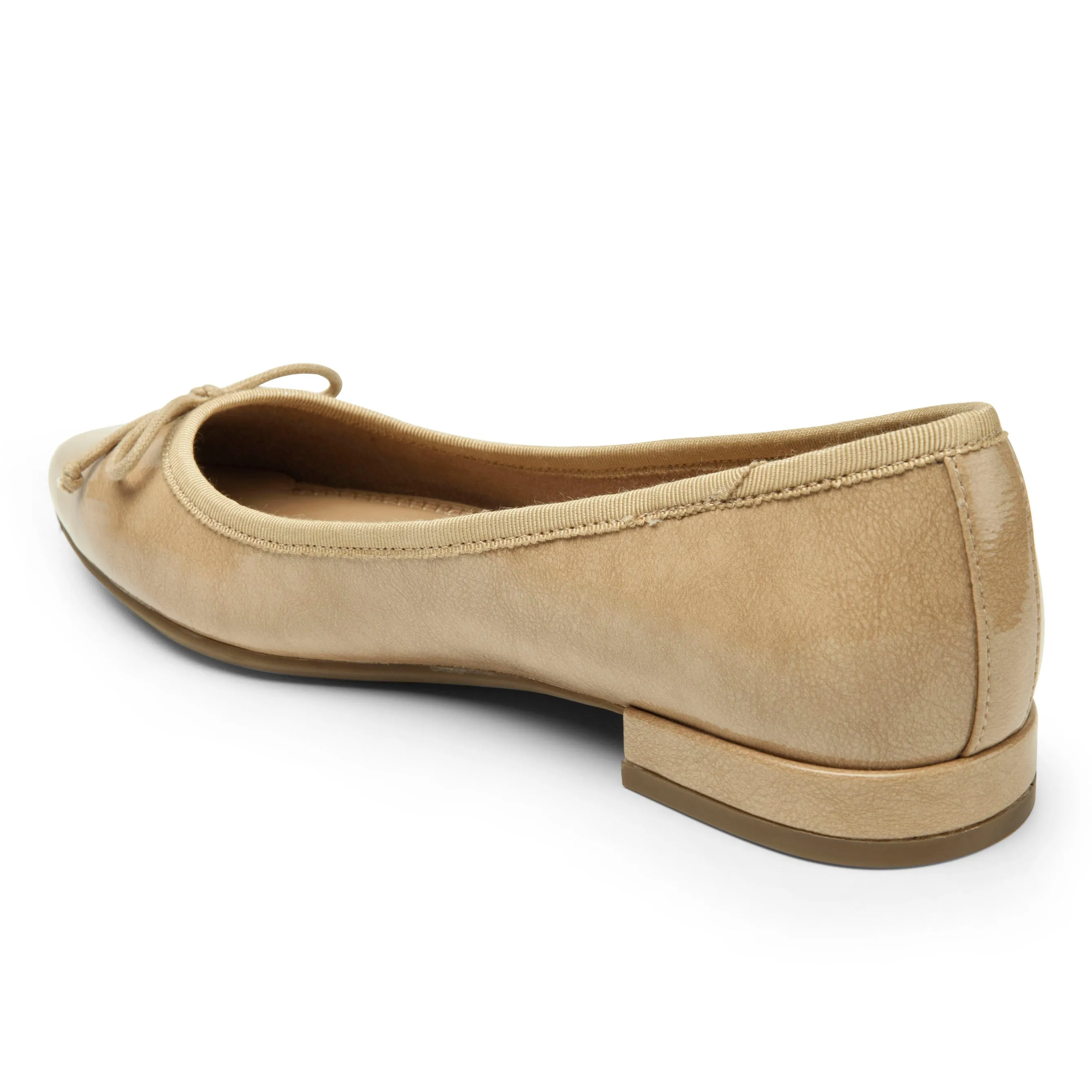 Aviana Pointed Flat