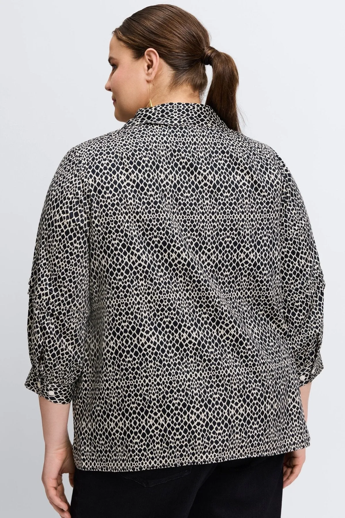 Frankie Plus Abstract Snakeskin Popover