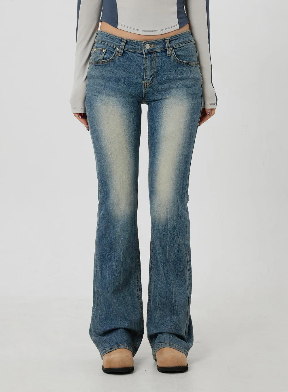 Low Rise Bootcut Jeans CF302