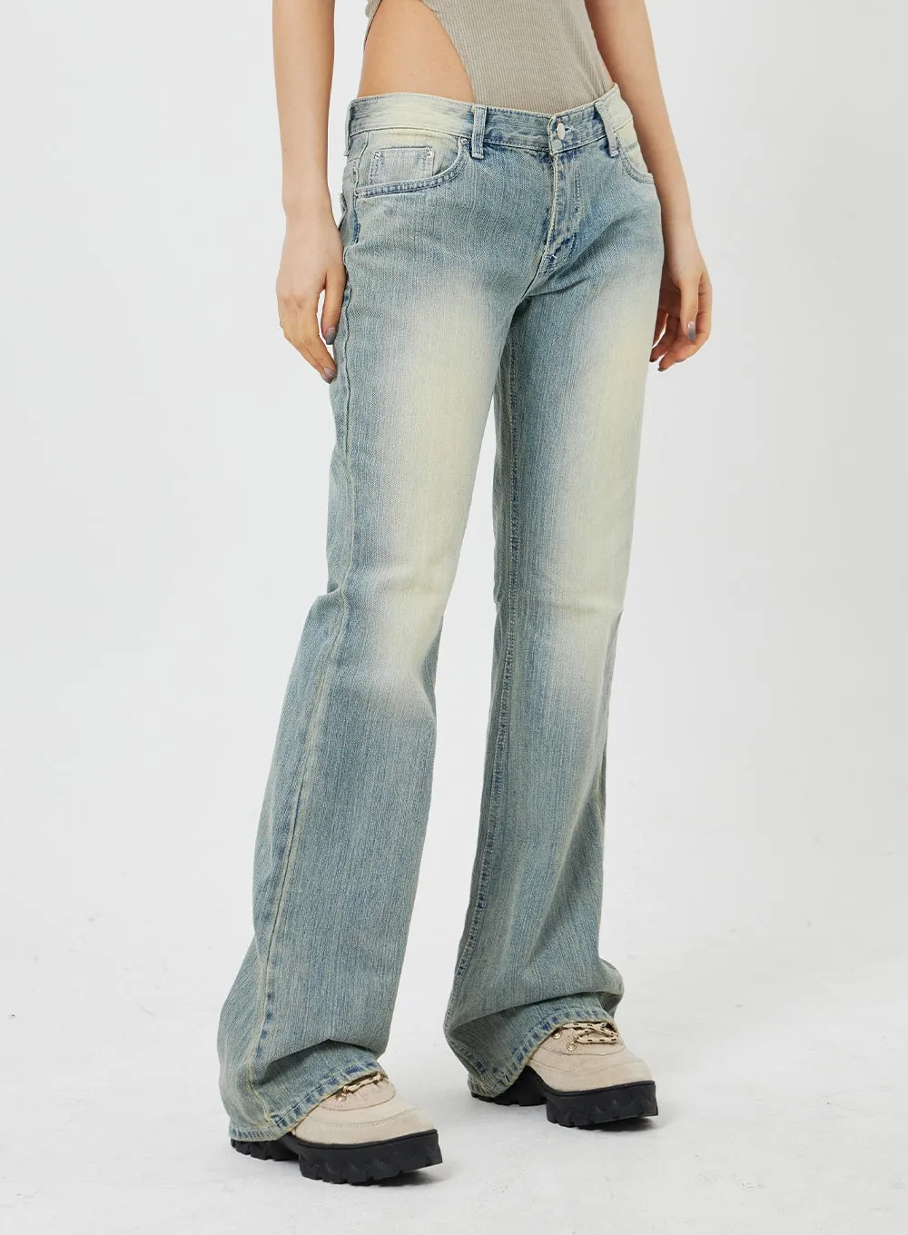 Low Rise Bootcut Jeans CF315