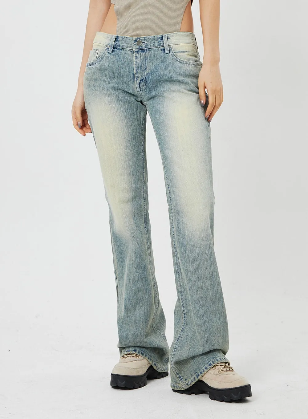 Low Rise Bootcut Jeans CF315