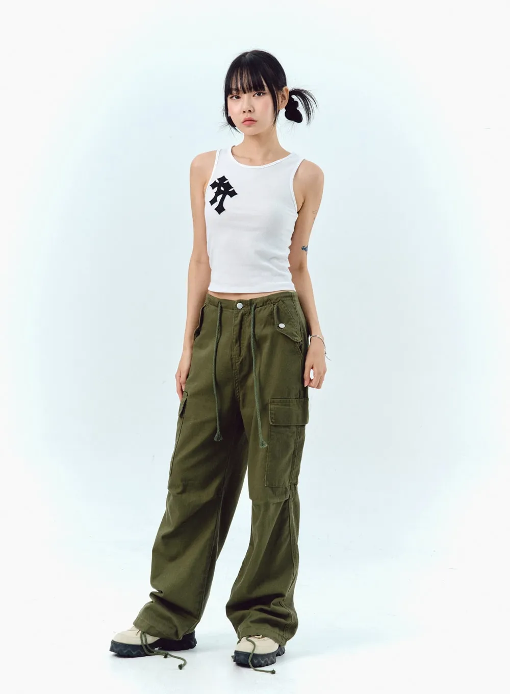 Low Rise Cargo Pants IG303