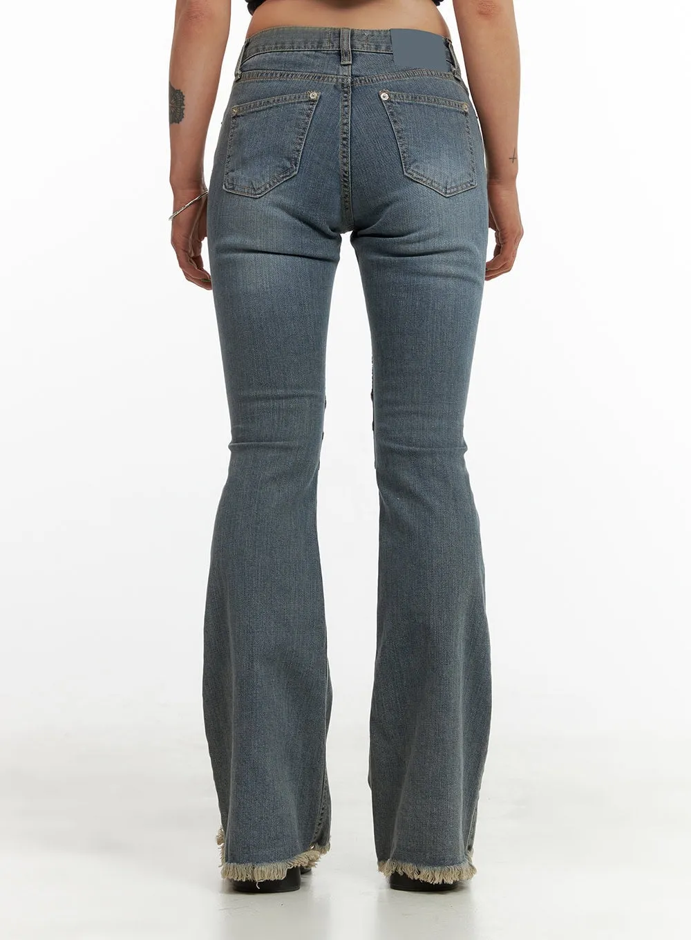 Low Rise Slim Bootcut Jeans CY430