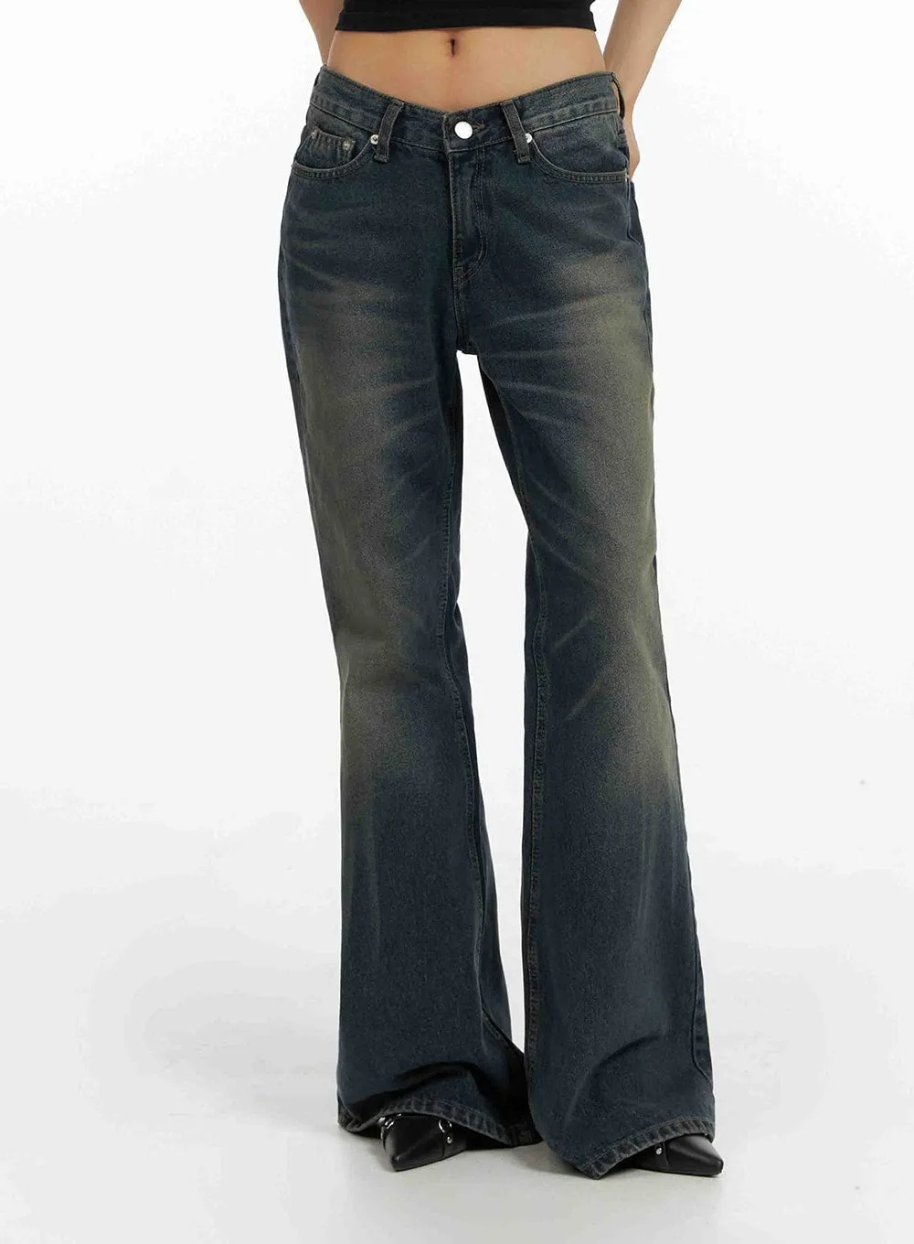 Low-Rise Washed Bootcut Jeans CF429